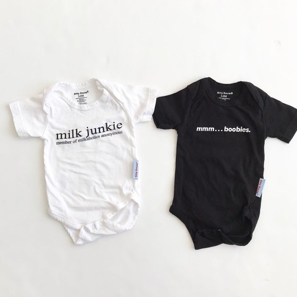Silly Souls boobies/milk junkie onesie set EUC 3-6